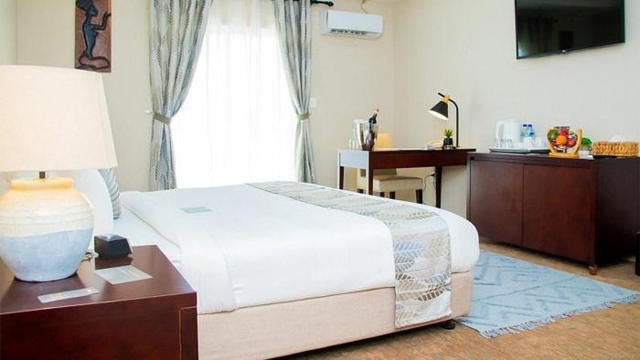 Royal Ambassador Hotel Harbel Luaran gambar